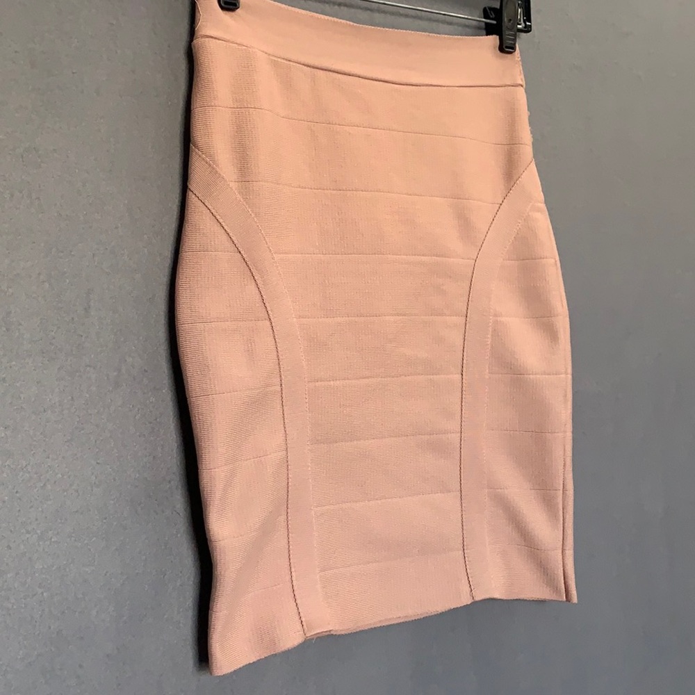 Mauve pink tight fit skirt